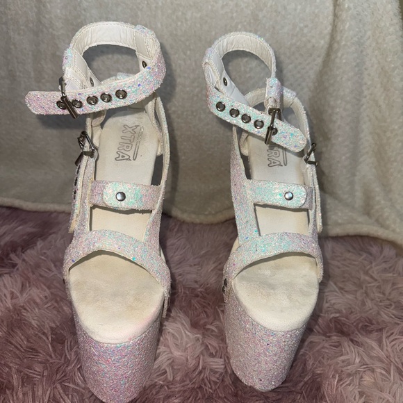 Pleaser Iridescent White Platform Heels - Picture 6 of 6